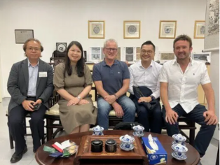 Thumbnail of Professor Pasi Sahlberg Visits EdUHK Jockey Club Primary School to Deepen Exchange on Educational Innovation